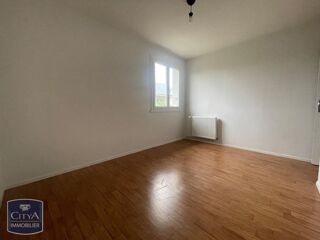  Maison à louer 6 pièces 140 m²