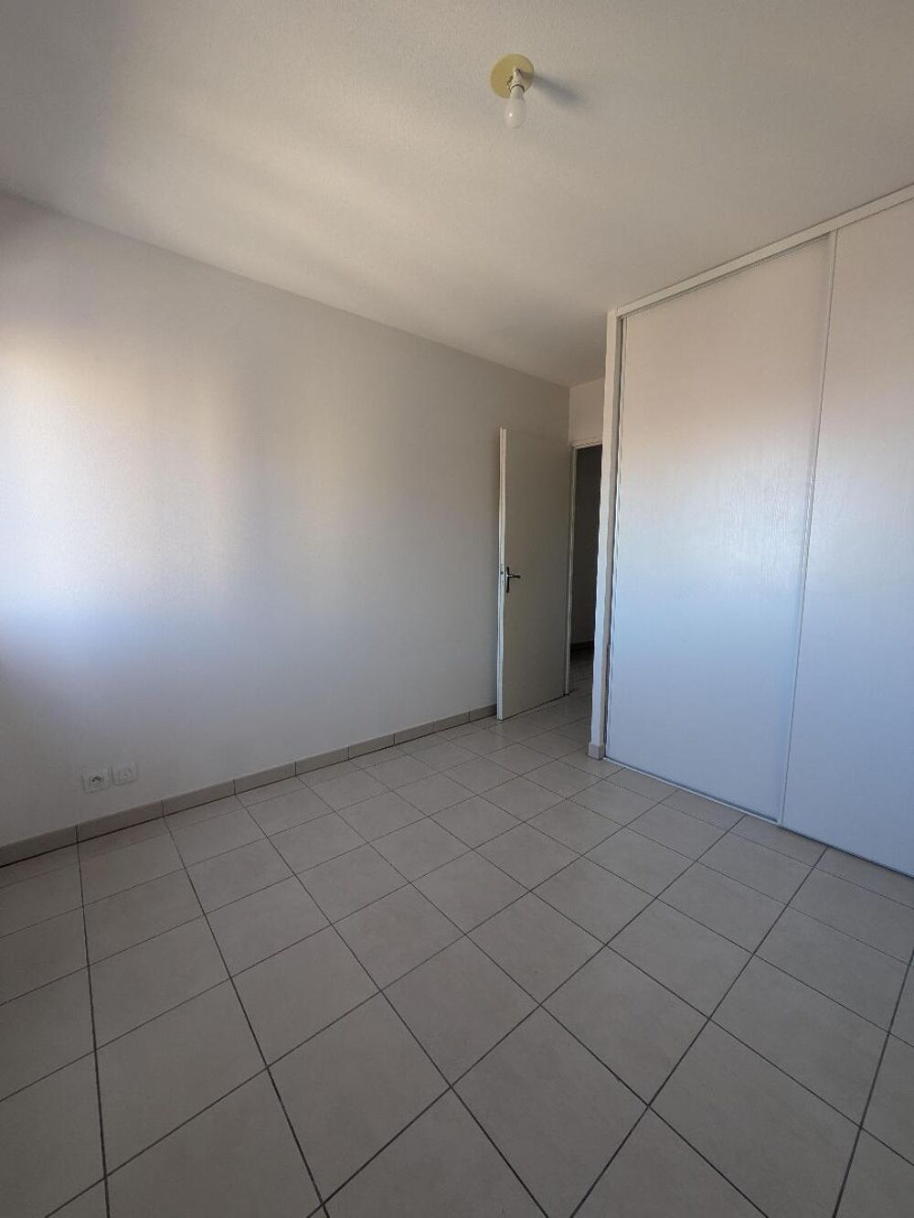 location Appartement - 3 pice(s) - 68 m Perpignan (66000)