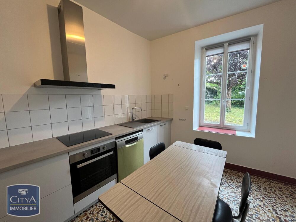 location Maison - 5 pièce(s) - 129 m² Enval (63530)