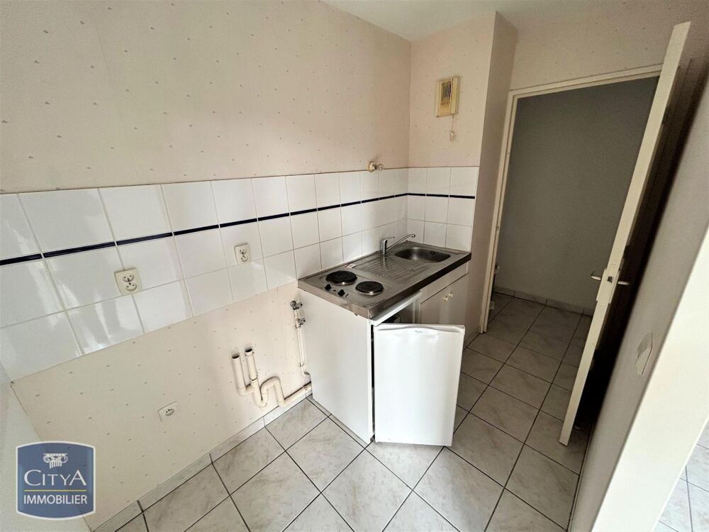 location Appartement - 2 pièce(s) - 48 m² Bressuire (79300)