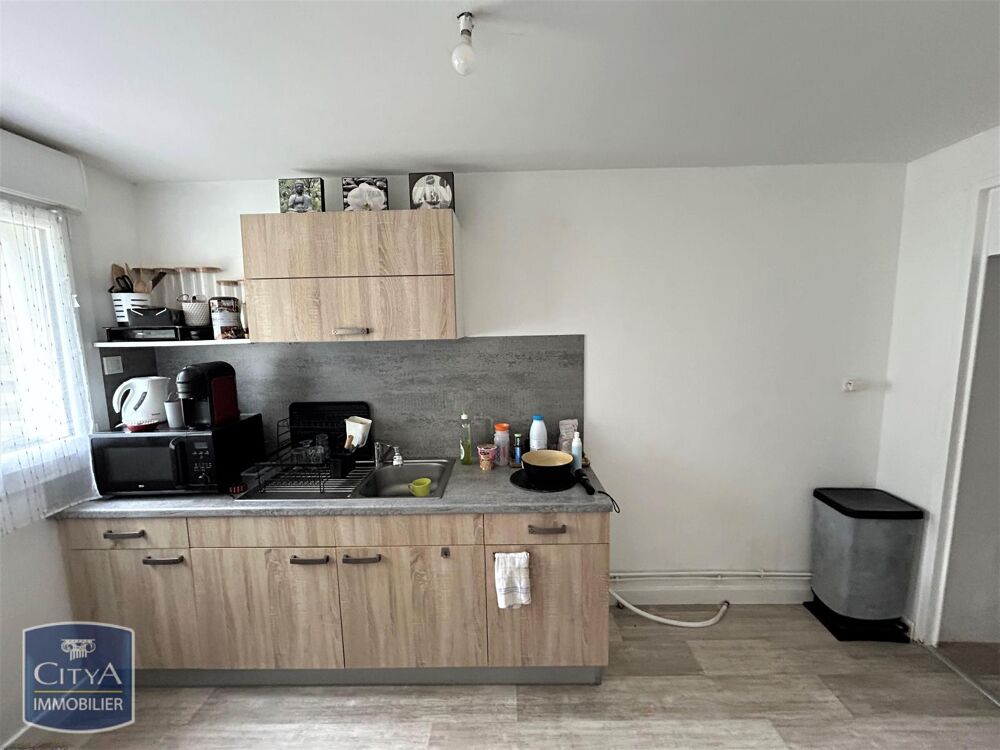 À LOUER : Appartement T2 à Cholet, situé dans un quartie....