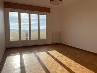  Appartement à louer 2 pièces 52 m²