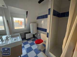  Appartement à louer 2 pièces 34 m²