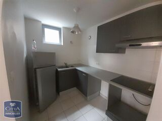  Appartement à louer 3 pièces 74 m²