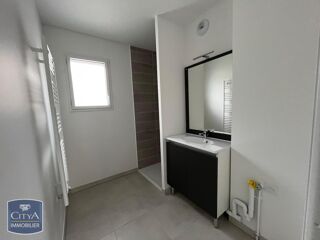  Appartement à louer 2 pièces 40 m²
