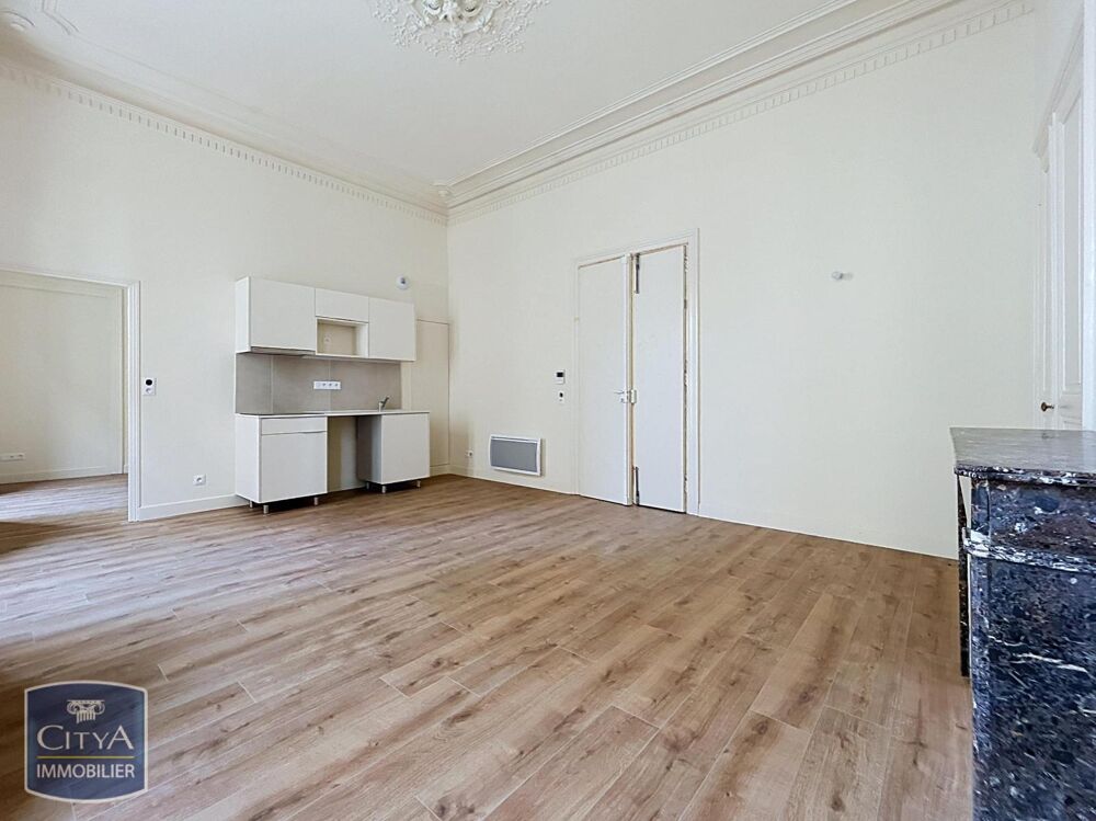 EXCLUSIVITE - A LOUER - NIMES - APPARTEMENT 2 PIECES REN....