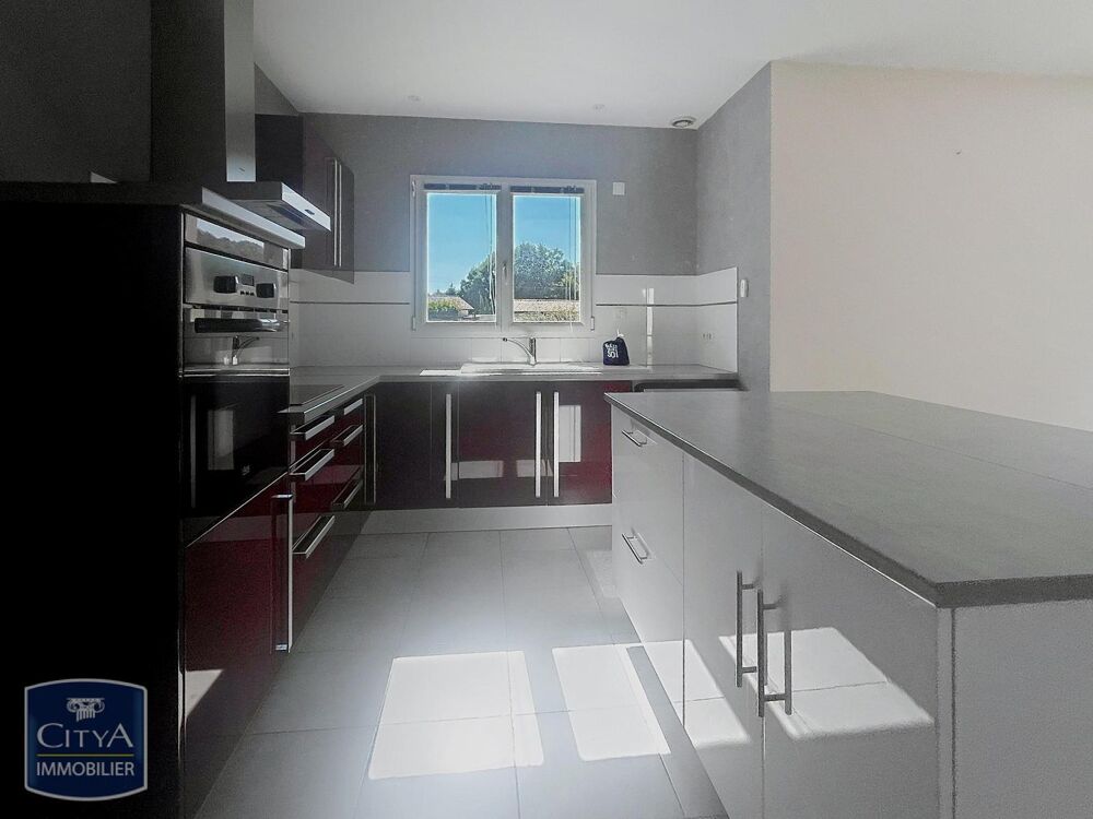 location Maison - 4 pièce(s) - 105 m² Clessé (71260)