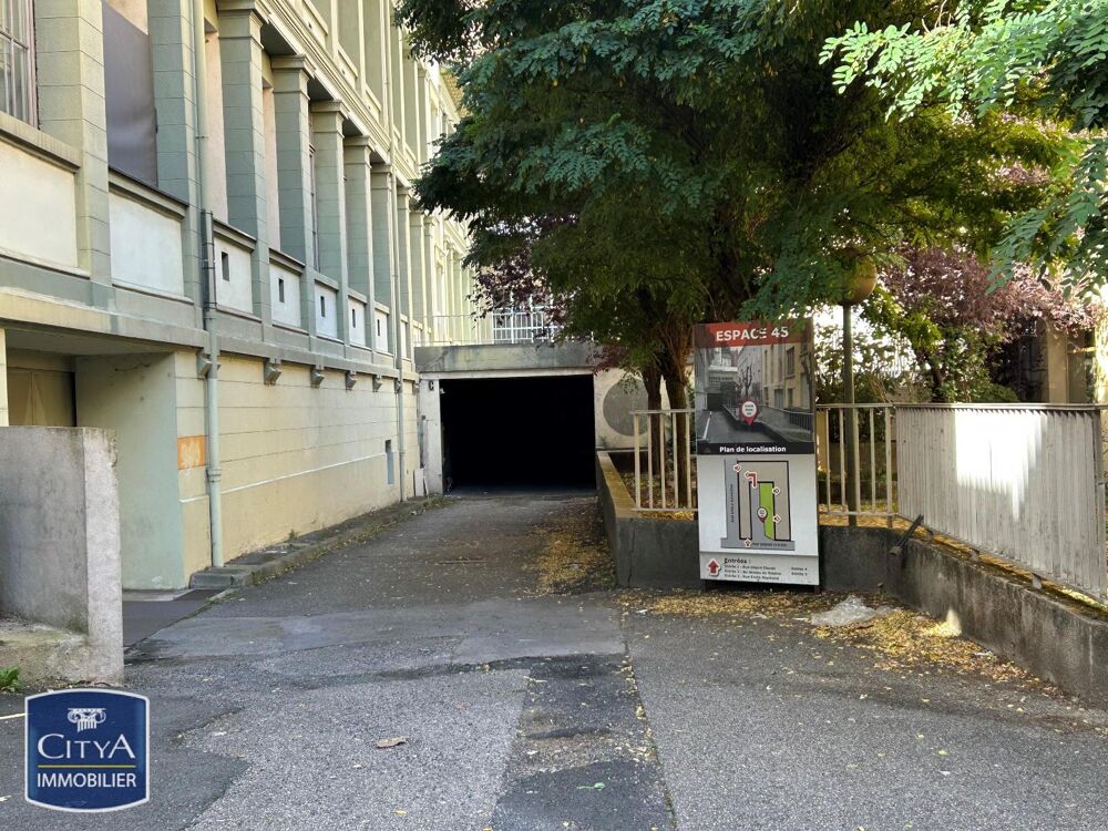 location Parking / Garage Saint-Etienne (42100)