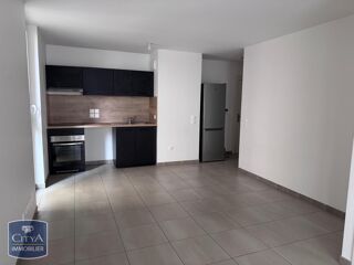  Appartement à louer 1 pièce 40 m²
