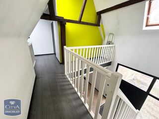  Appartement à louer 3 pièces 85 m²