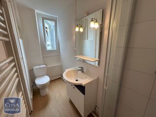  Appartement à louer 2 pièces 57 m²