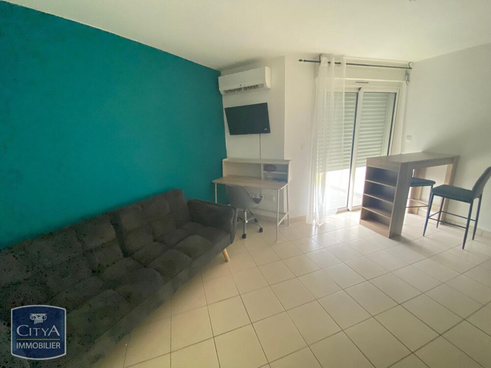 location Appartement - 1 pièce(s) - 24 m² Sainte-Clotilde (97490)