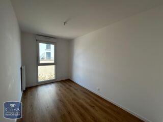  Appartement à louer 3 pièces 65 m²