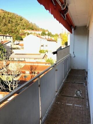  Appartement à louer 5 pièces 108 m²
