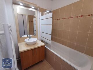  Appartement à louer 2 pièces 35 m²