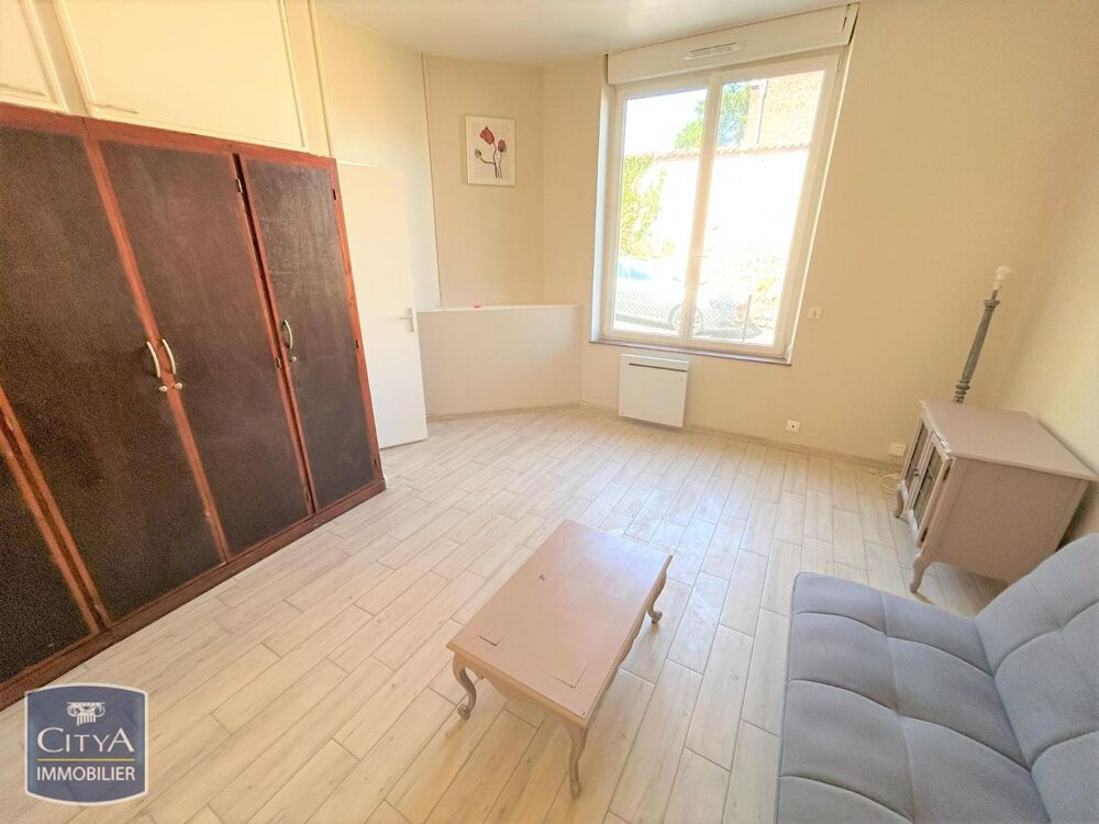 À LOUER ! APPARTEMENT MEUBLE AVEC COUR PRIVATIVE Si vous....