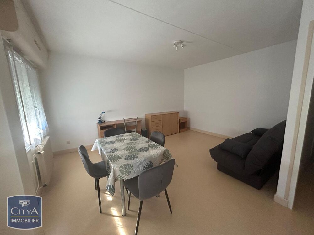 À LOUER : Studio situé à Tulle, dans le département de l....