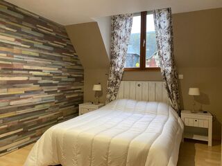  Appartement � louer 4 pi�ces 126 m�