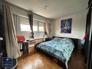  Appartement à louer 5 pièces 88 m²