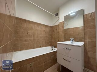  Appartement à louer 3 pièces 55 m²