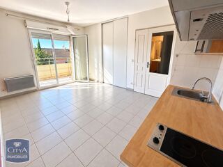location Appartement - 2 pièce(s) - 36 m² Salon-de-Provence (13300)
