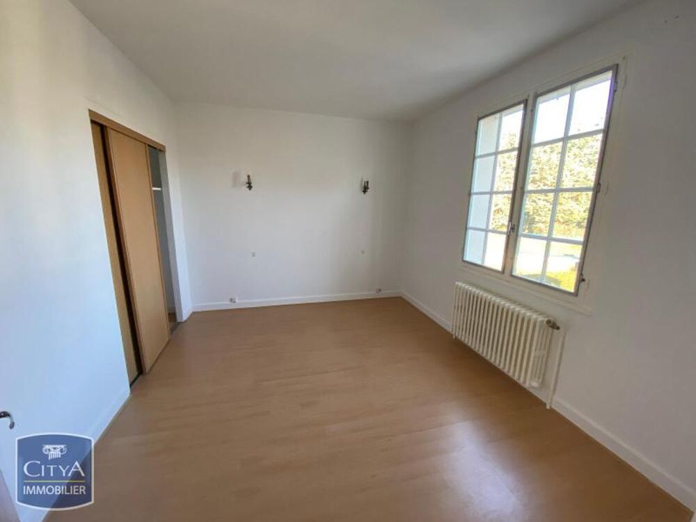 location Maison - 4 pièce(s) - 90 m² Saint-Gervais-la-Forêt (41350)