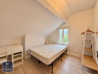  Appartement à louer 3 pièces 42 m²