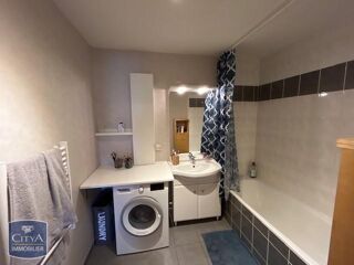  Appartement à louer 2 pièces 45 m²