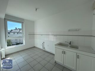  Appartement à louer 4 pièces 89 m²