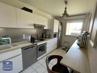  Appartement � louer 4 pi�ces 82 m�