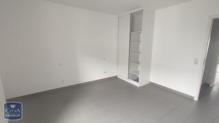  Appartement à louer 2 pièces 57 m²