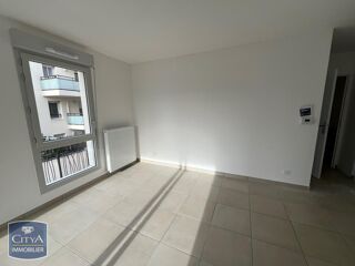  Appartement à louer 3 pièces 63 m²