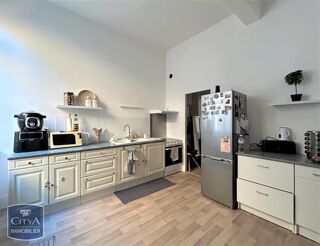  Appartement � louer 3 pi�ces 105 m�