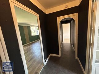  Appartement à louer 4 pièces 66 m²