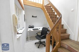  Appartement à louer 3 pièces 81 m²