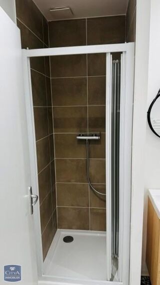  Appartement à louer 2 pièces 34 m²