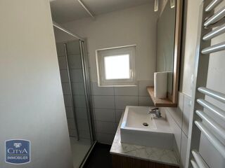  Appartement à louer 4 pièces 68 m²