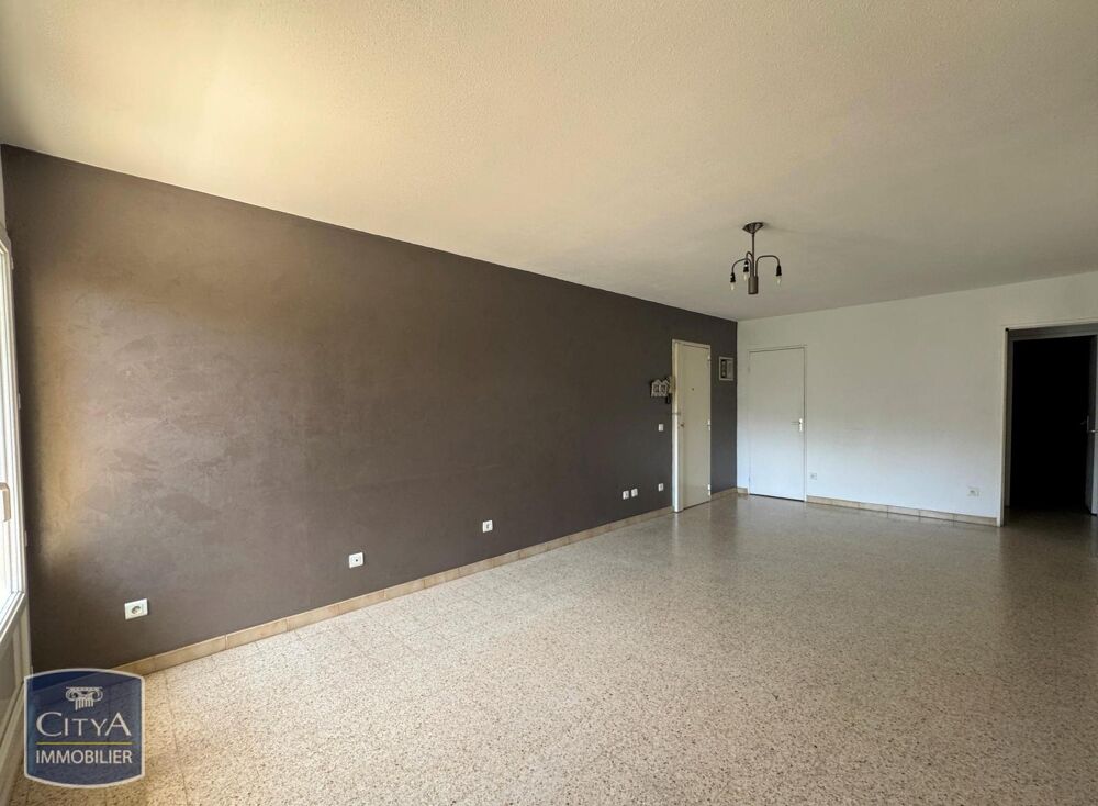 location Appartement - 3 pièce(s) - 71 m² Marseille 12