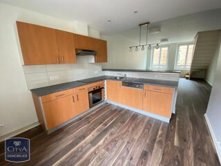  Appartement à louer 3 pièces 79 m²