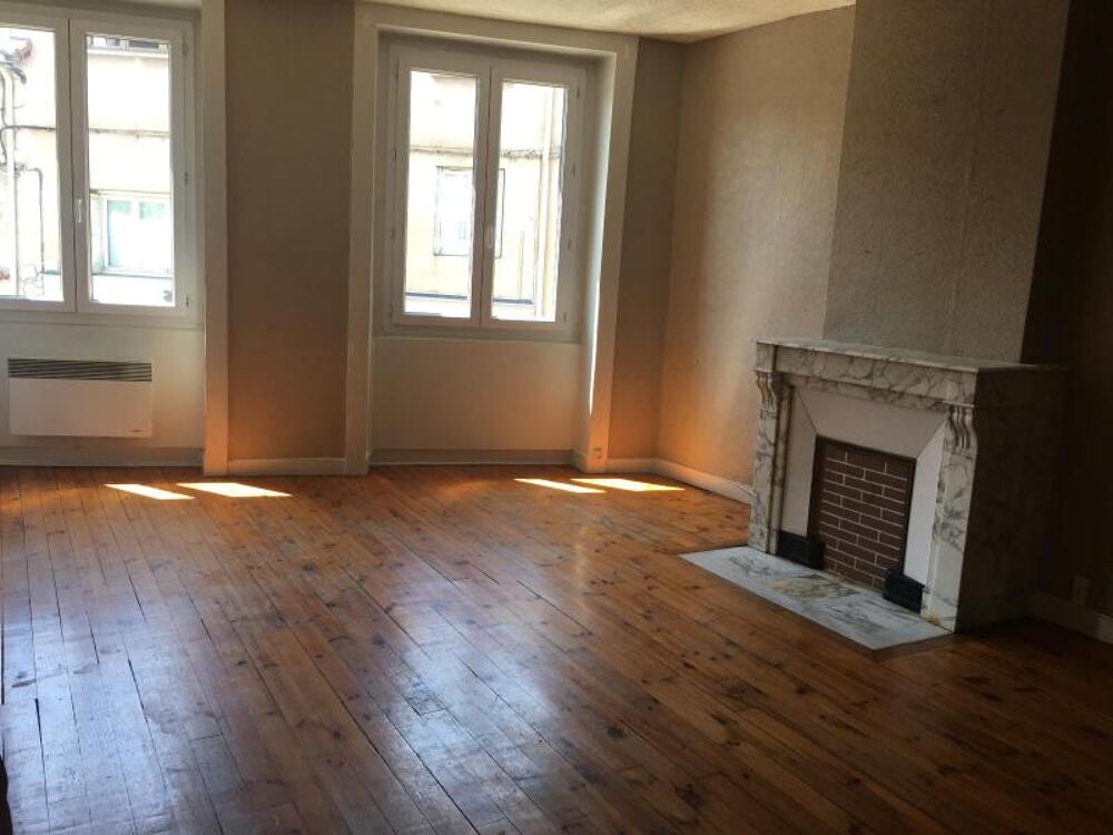 location Appartement - 3 pièce(s) - 93 m² L'Étrat (42580)