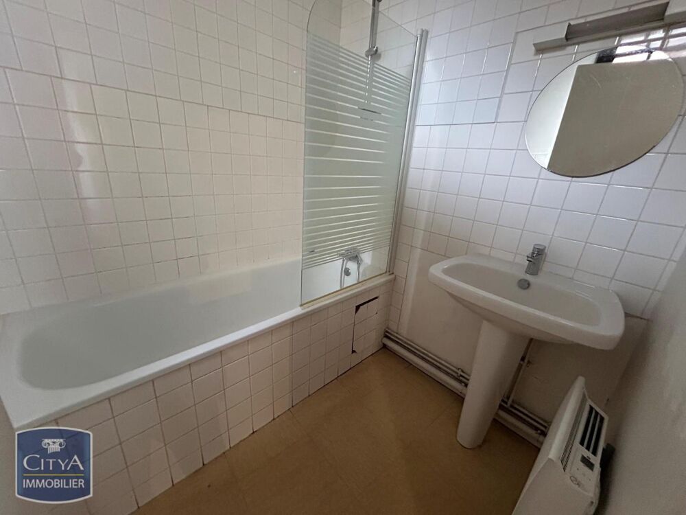 location Appartement - 1 pièce(s) - 50 m² Laval (53000)