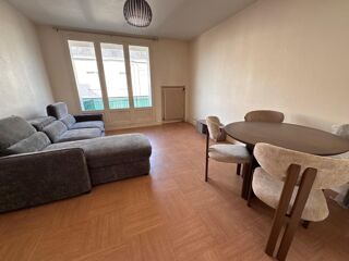  Appartement à louer 3 pièces 55 m²