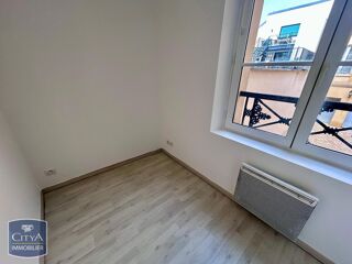  Appartement à louer 2 pièces 30 m²