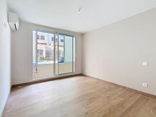  Appartement à louer 2 pièces 47 m²