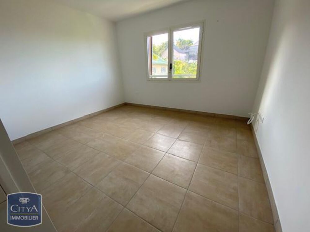 location Appartement - 1 pièce(s) - 23 m² Le Tampon (97430)