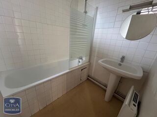  Appartement à louer 1 pièce 50 m²