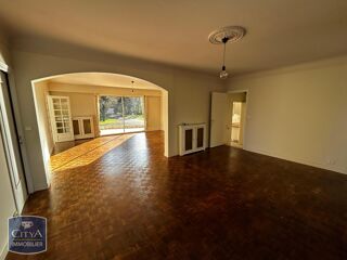  Maison � louer 7 pi�ces 199 m� Mont de marsan