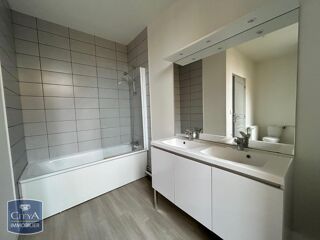  Appartement � louer 4 pi�ces 119 m�