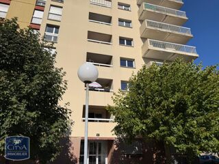  Appartement à louer 3 pièces 65 m²