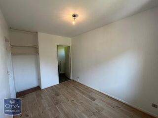  Appartement à louer 2 pièces 37 m²